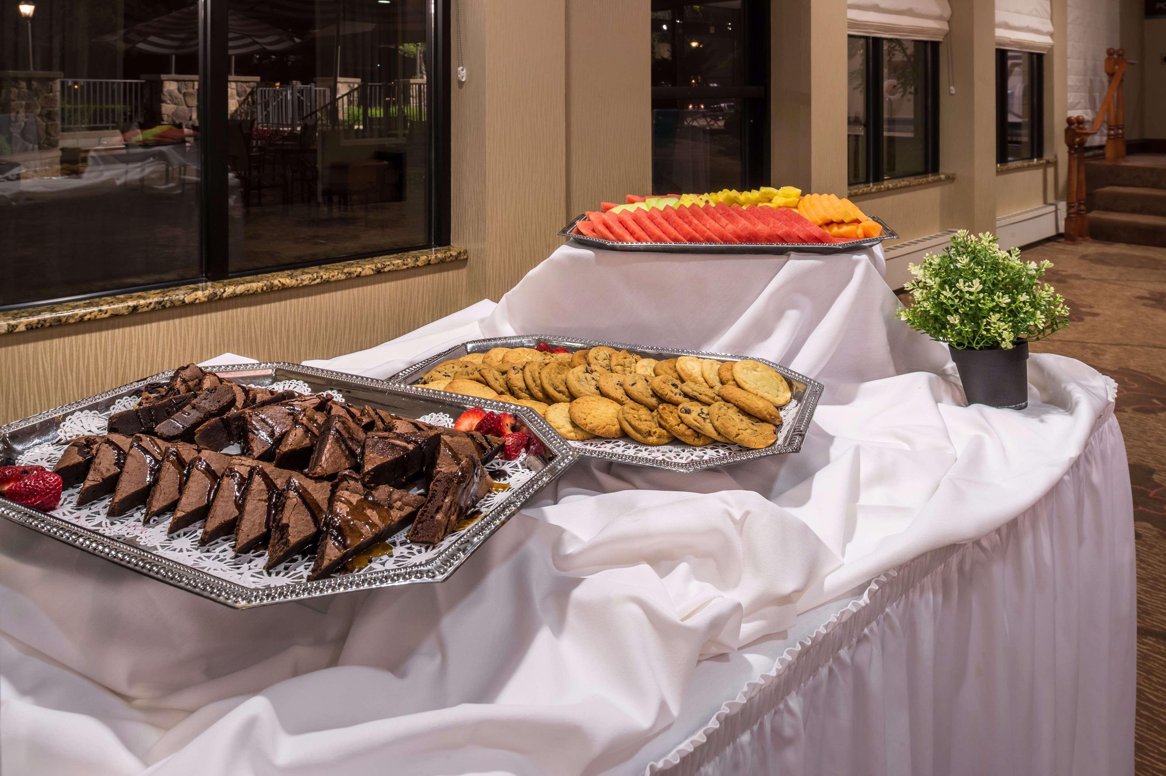 Hilton Garden Inn Detroit Southfield Eksteriør bilde